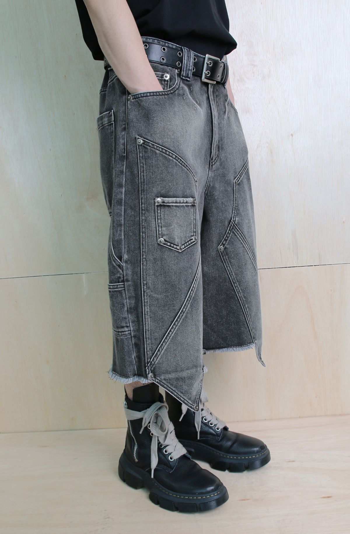 포스센스티브(FORCESENSITIVE) FORCE WASHING DOUBLE KNEE BERMUDA PANTS BK
