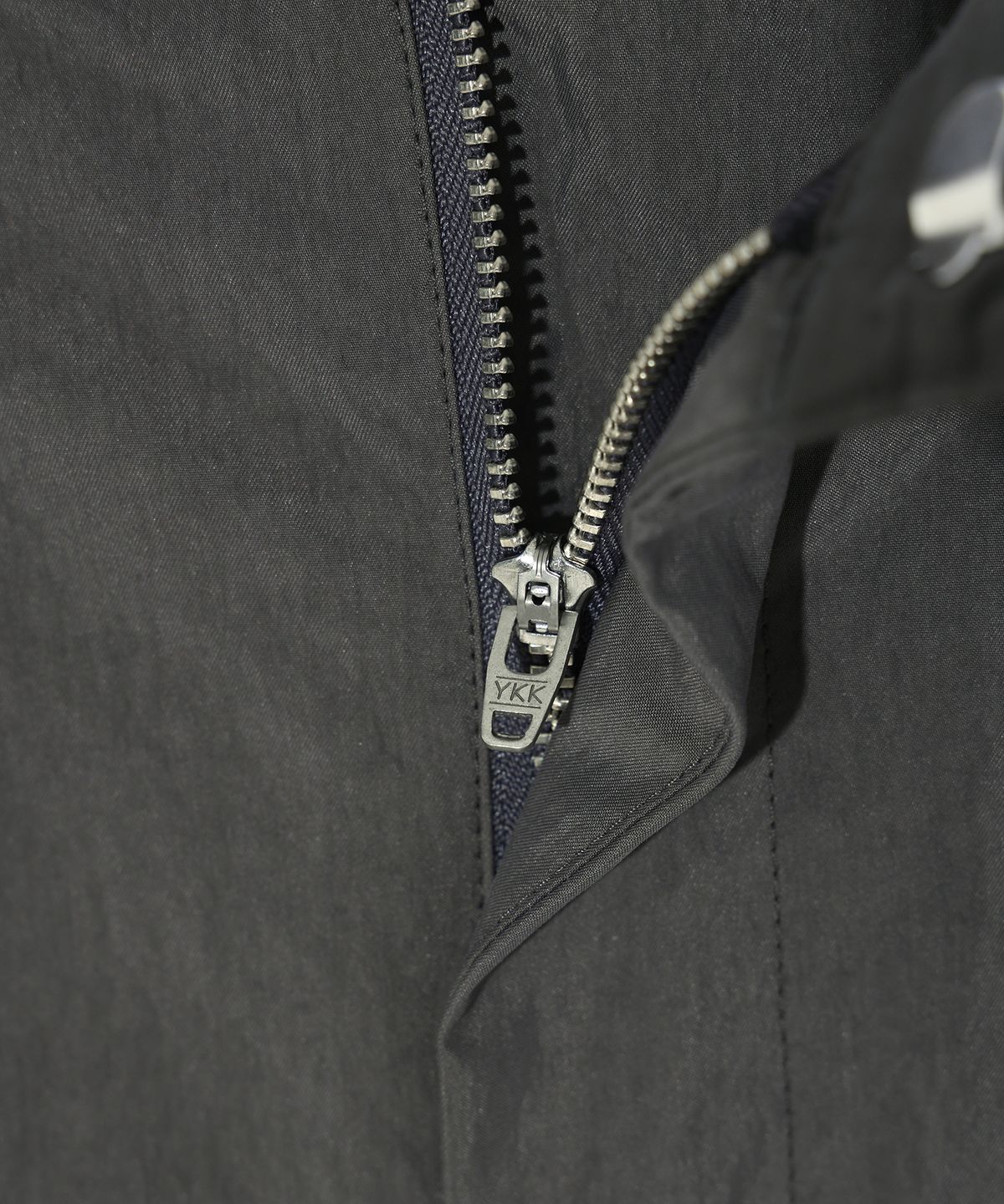 이에이(IEY) COMFY LIGHT PANTS Grey