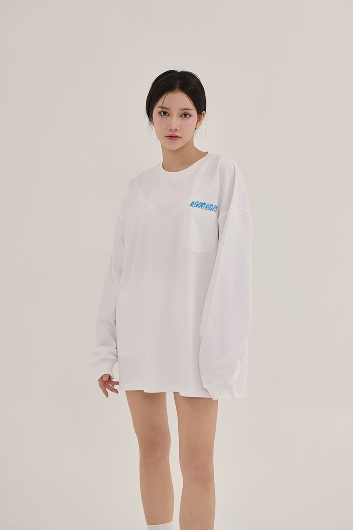 어굿데이(AGOODDAY) MINTIA CLOUD TSHIRT (WHITE)