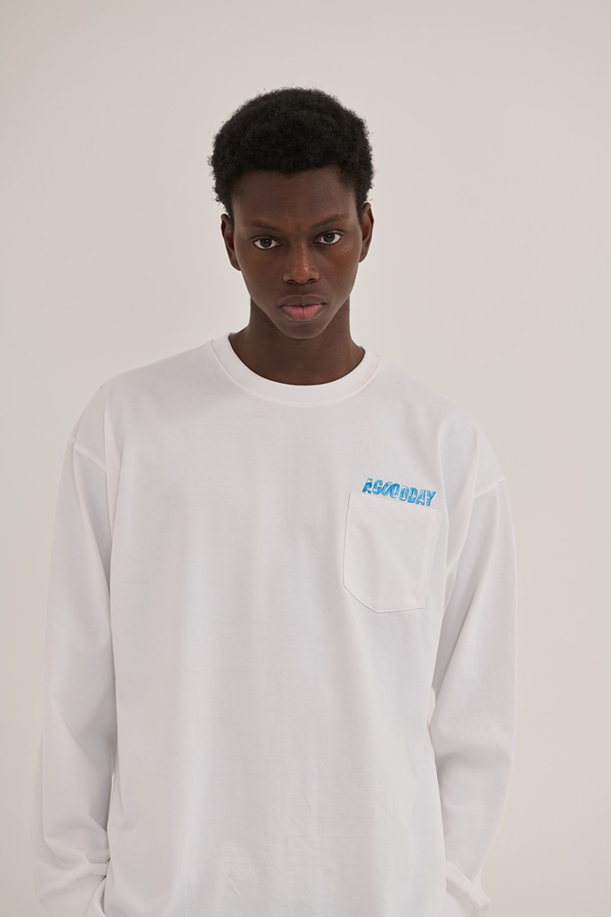 어굿데이(AGOODDAY) MINTIA CLOUD TSHIRT (WHITE)
