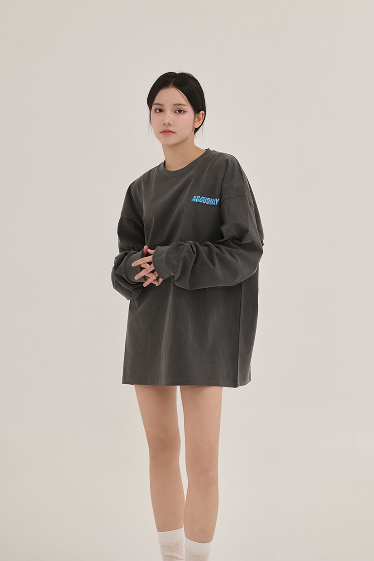 어굿데이(AGOODDAY) MINTIA CLOUD TSHIRT (CHARCOAL)