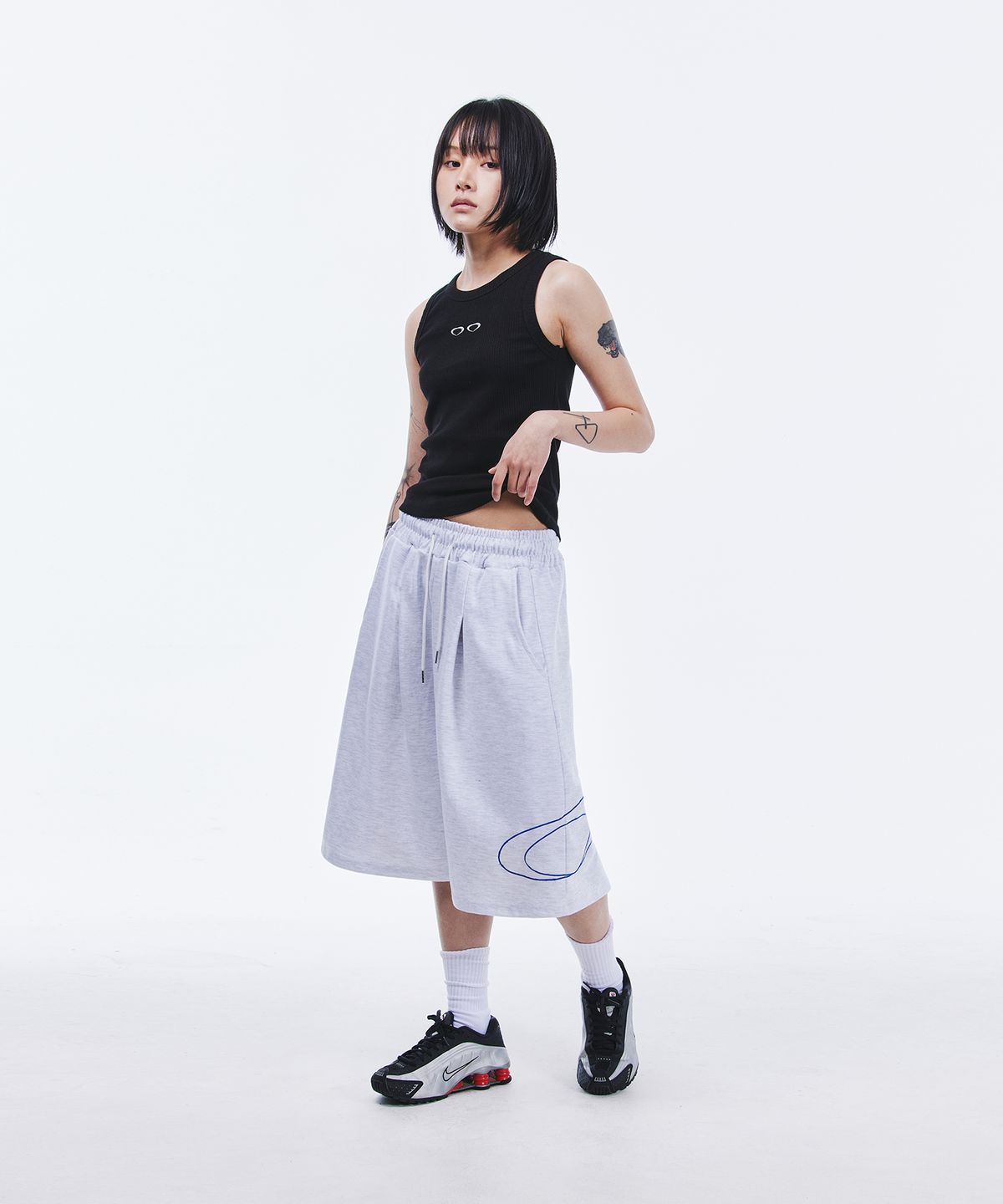 스켈리웩(SCALLYWAG) 사이드 빅 로고 버뮤다 스웨트 쇼츠[라이트그레이]