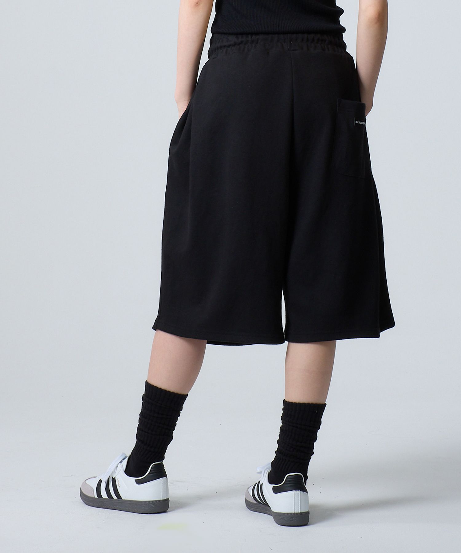 MUSINSA | UNKNOWN PLANET Daily Wide Sweat Shorts Pants Black