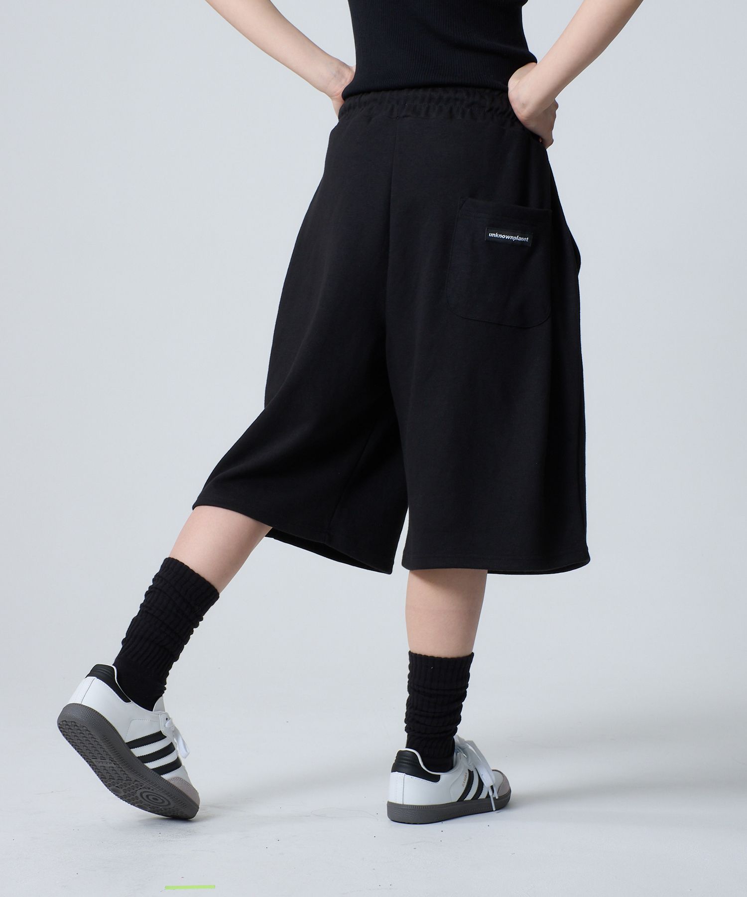 MUSINSA | UNKNOWN PLANET Daily Wide Sweat Shorts Pants Black