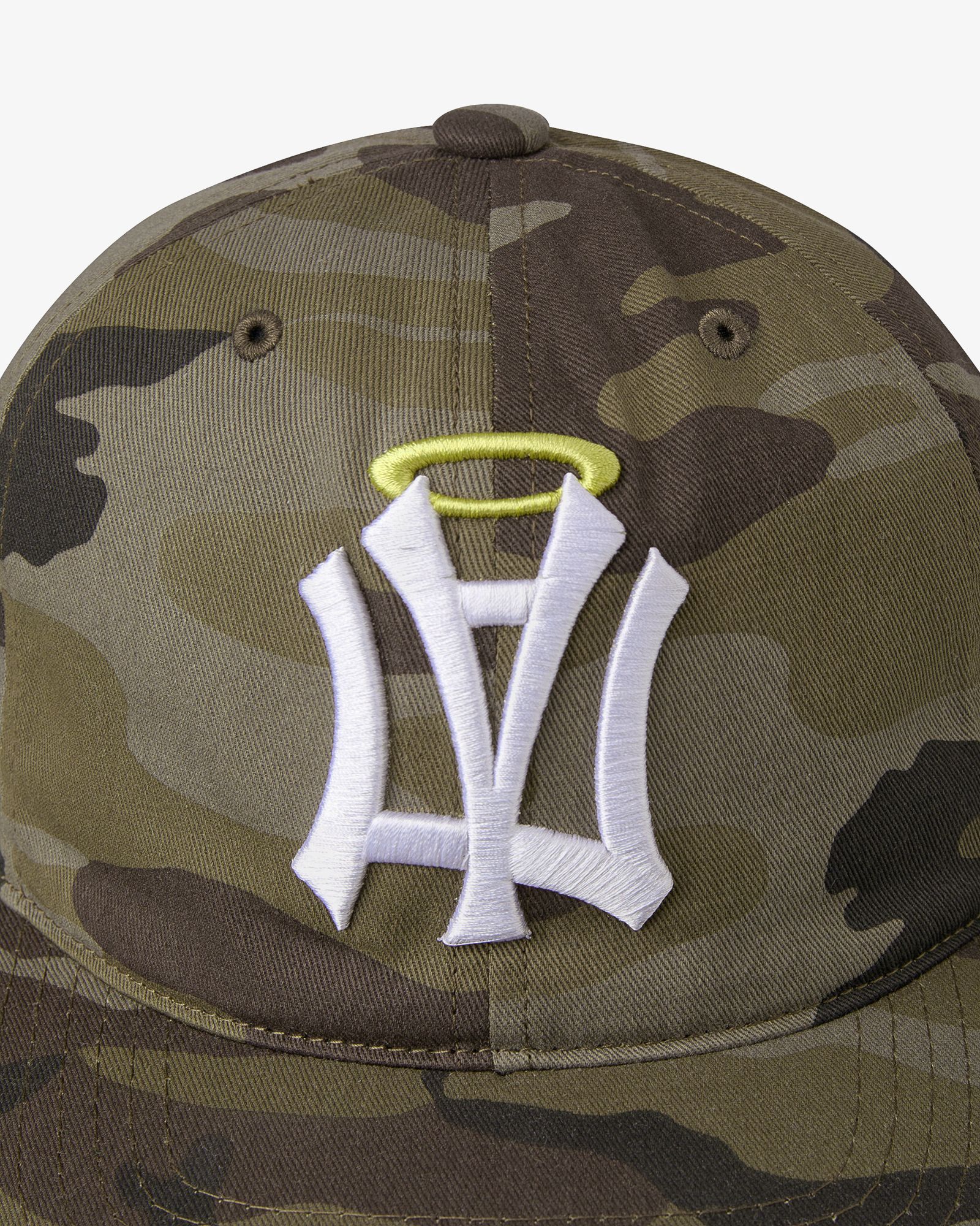 8月下旬お届けアイテム】AE SYMBOL ANGEL WING CAP [CAMO