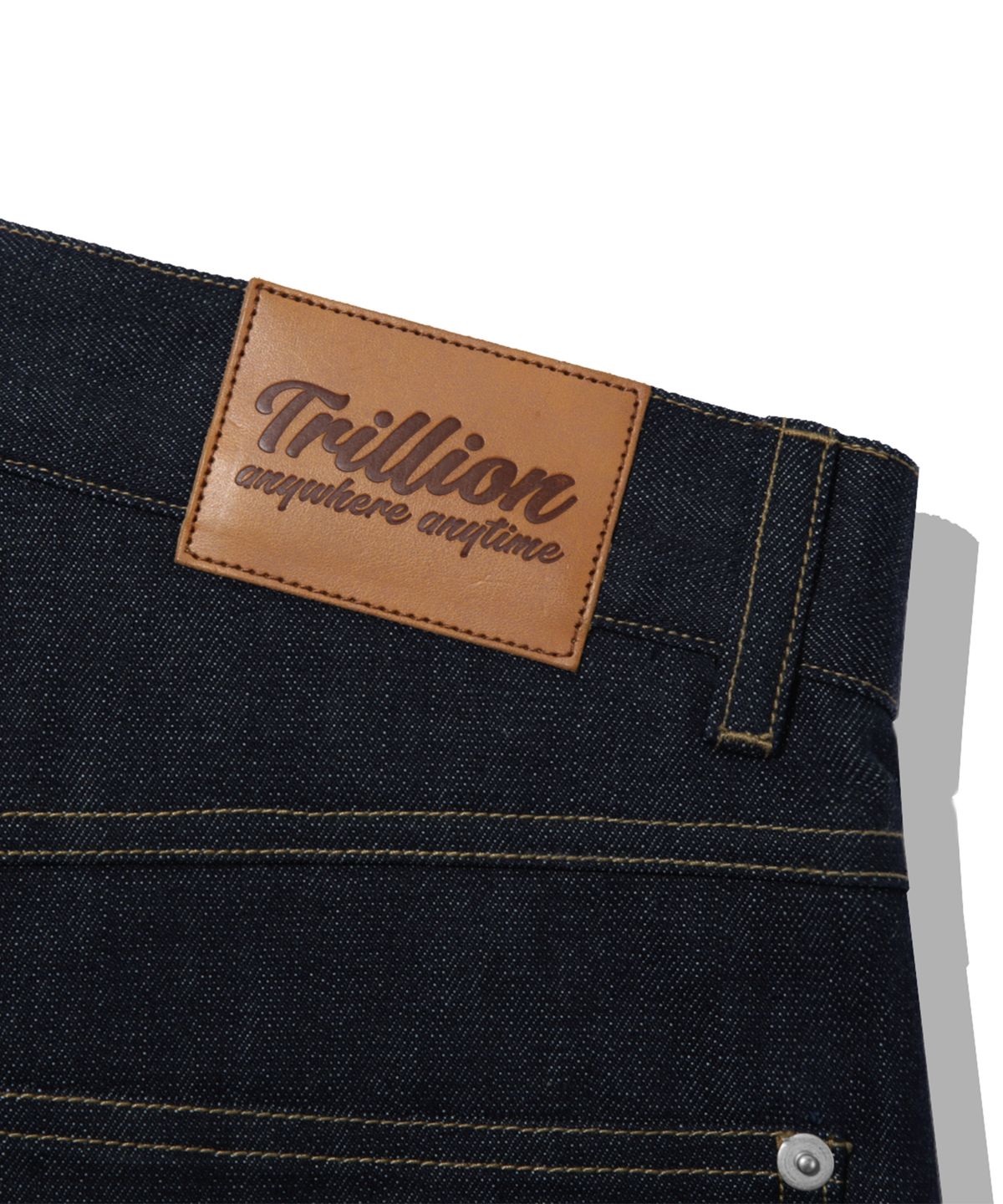 트릴리온(TRILLION) 레더 패치 셀비지 와이드 데님 팬츠 [인디고]