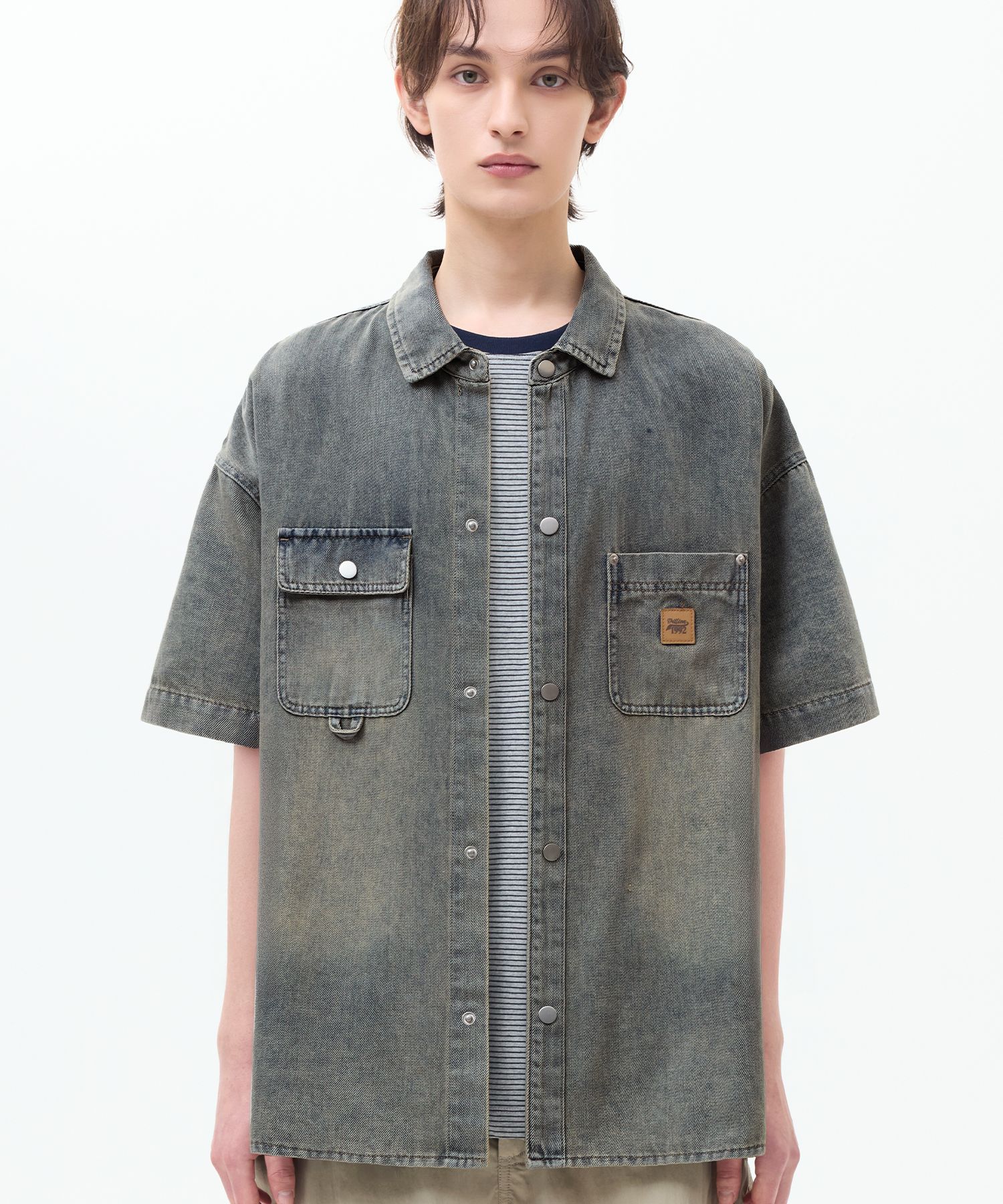 Tシャツ・カットソー [TRILLION]Leather Patch Oversized Denim Short Sleeve Shirt MUSINSA | TRILLION Leather Patch Overfit Work Denim Short