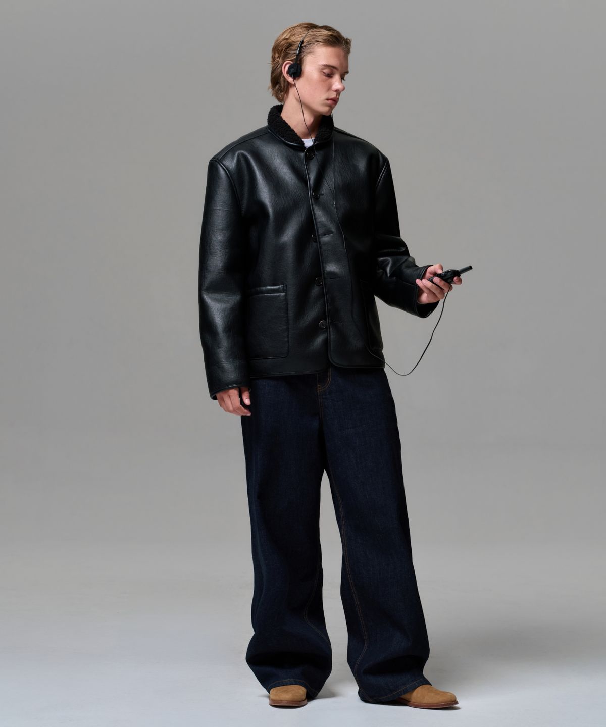 이알에이(ERA) MEN CLASSIC FAUX SHEARLING JACKET - BLACK