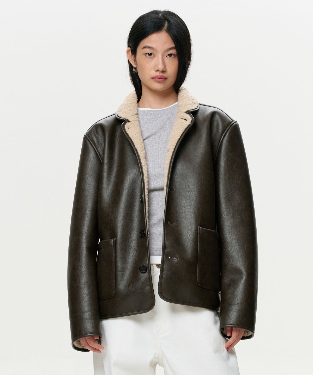 이알에이(ERA) WOMEN CLASSIC FAUX SHEARLING JACKET - BROWN