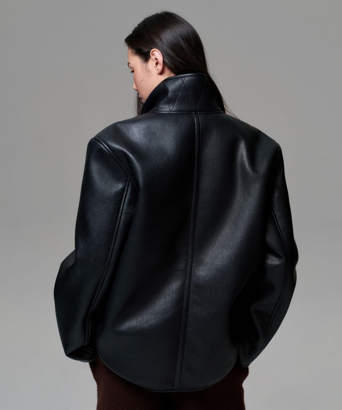 이알에이(ERA) WOMEN CLASSIC FAUX SHEARLING JACKET - BLACK