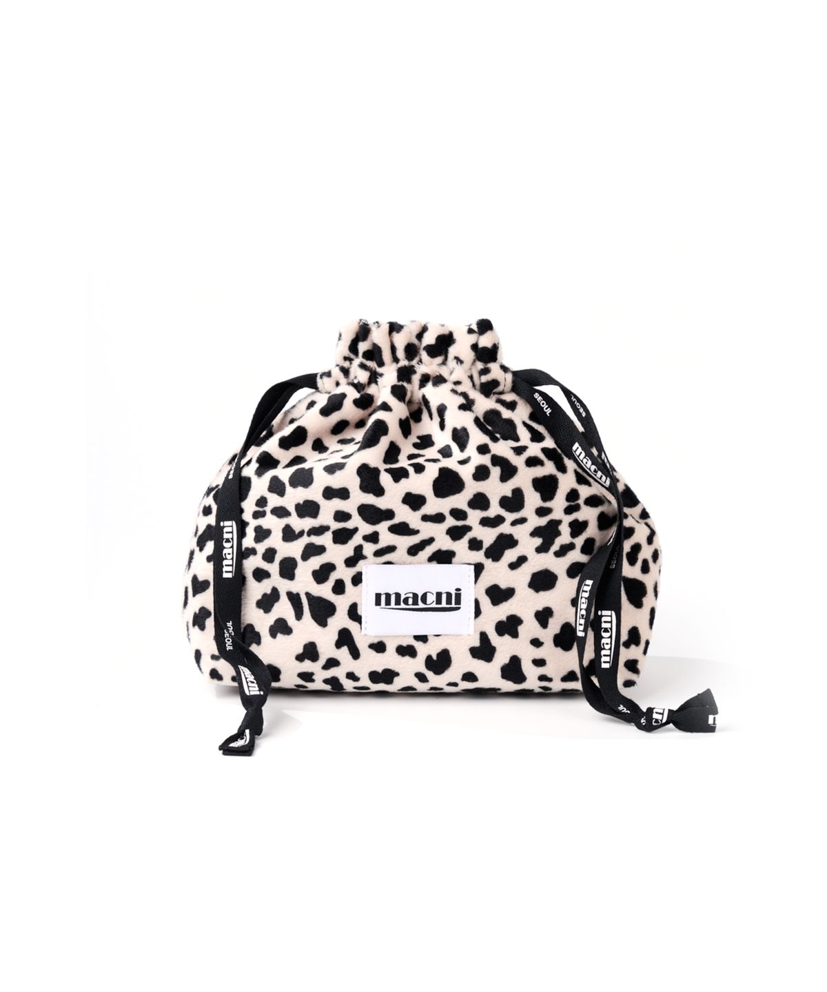 마크니(MACNI) LEOPARD STRING POUCH BAG BEIGE