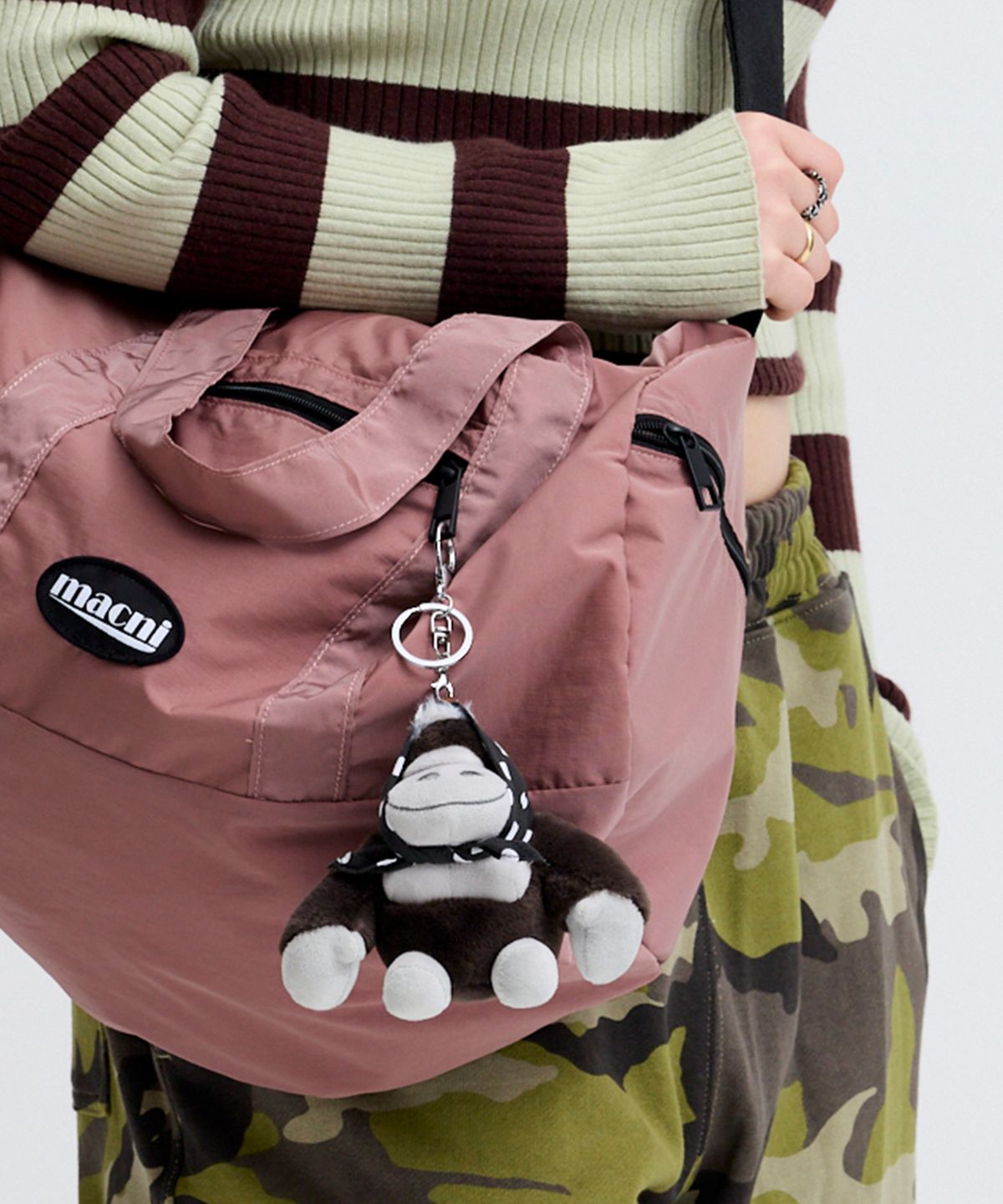 마크니(MACNI) BANDANA GORILLA KEYRING