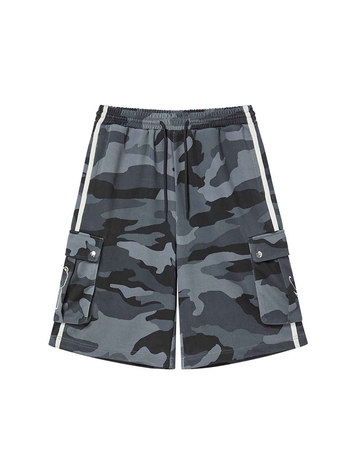 엔와이엑스엑스(NYXX) TOUGH BEAR CAMO HALF PANTS BLACK