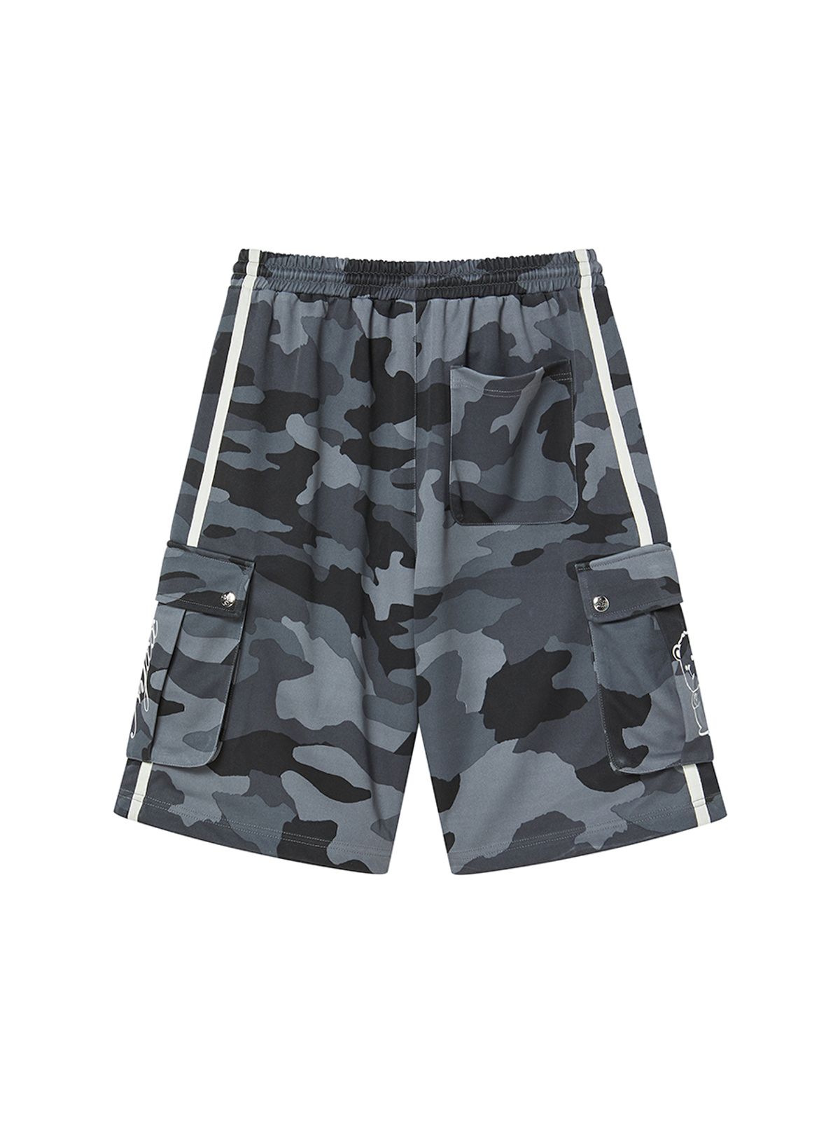 엔와이엑스엑스(NYXX) TOUGH BEAR CAMO HALF PANTS BLACK