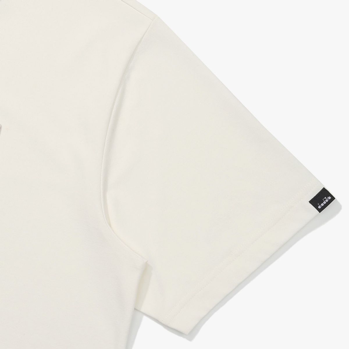 디아도라(diadora) AIRTEX 카라 반팔 티셔츠 OFF WHITE
