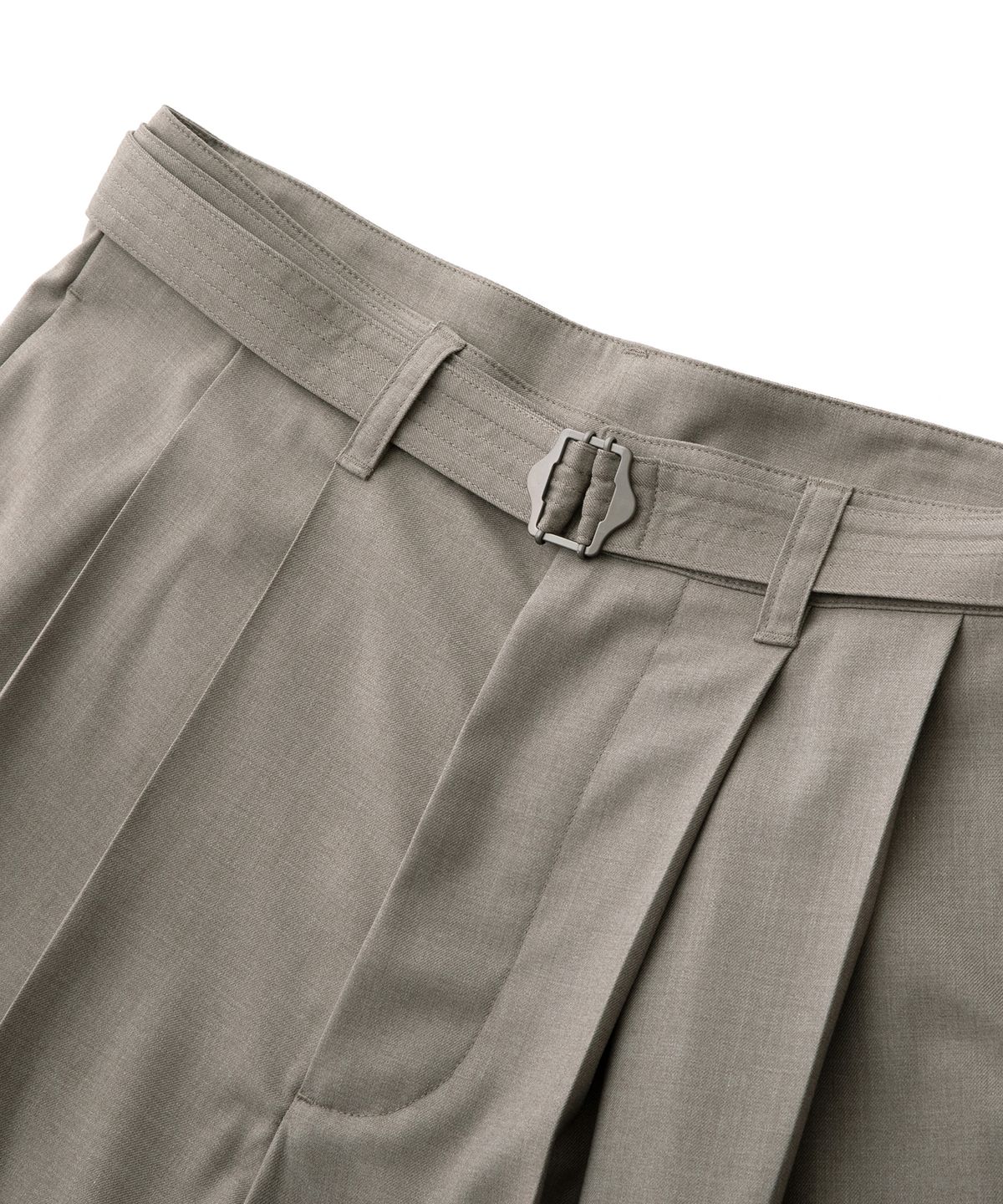 어나더 오피스(ANOTHER OFFICE) Hemingway Belted Shorts (Bamboo)