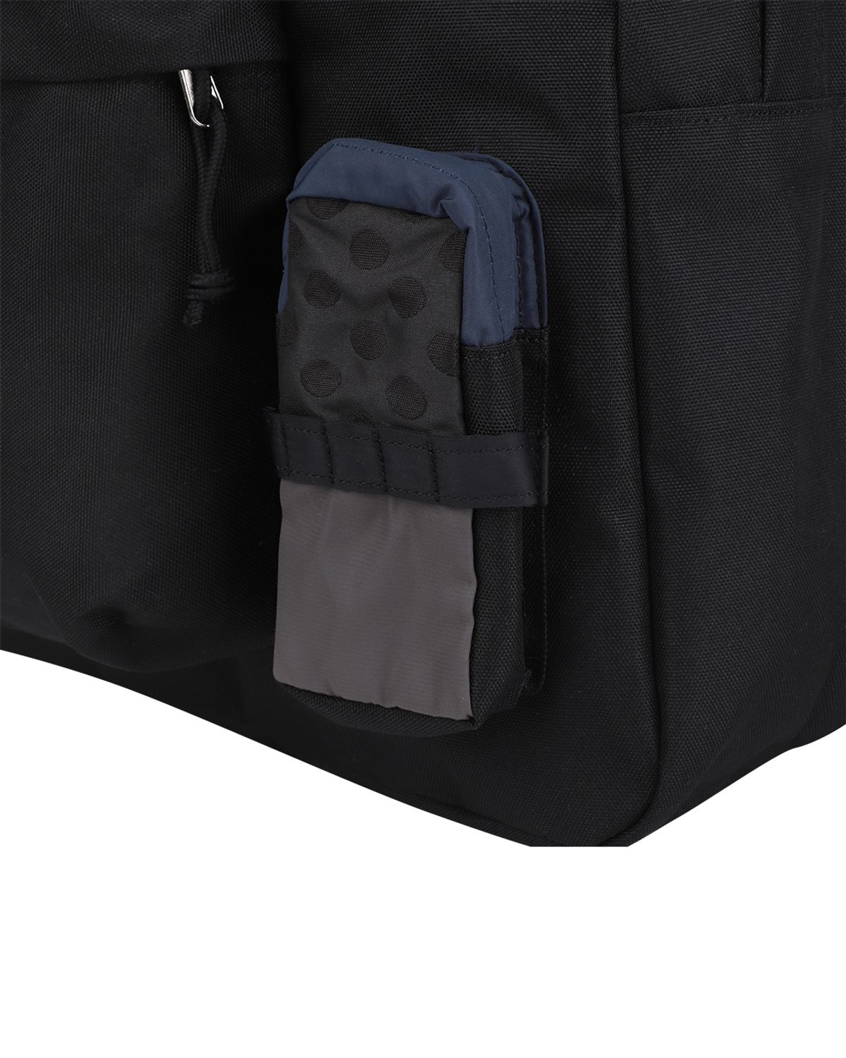 더뮤지엄비지터(THEMUSEUMVISITOR) FLOWER BROOCH BACKPACK (BLACK)