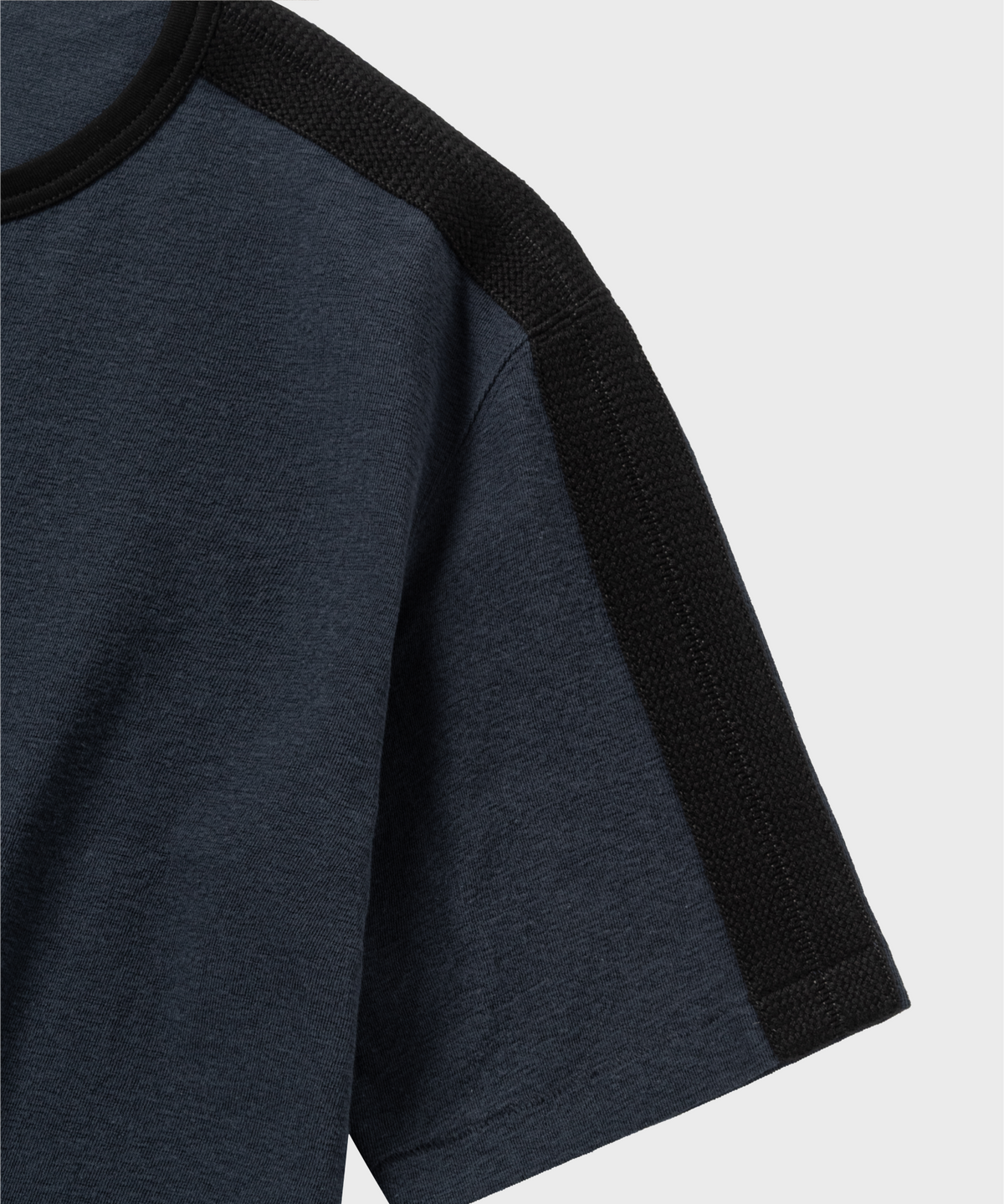 넌블랭크(NONBLANK) 미니멀 싸커 티셔츠_DARK NAVY