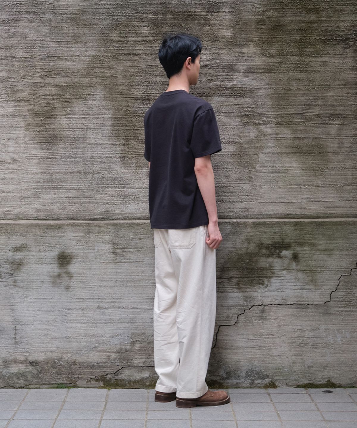 홀리선(HORLISUN) Emery Short Circle T-shirt Black