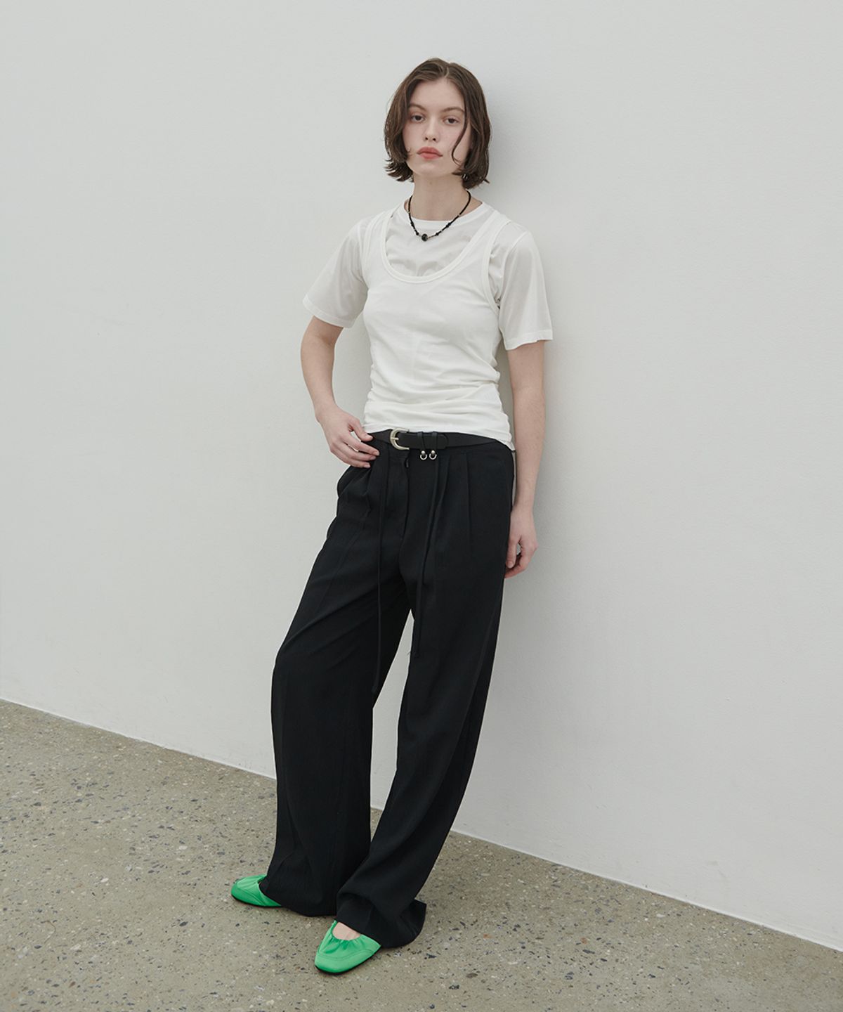 320쇼룸(320SHOWROOM) Luen Crinkle Summer Pants Black