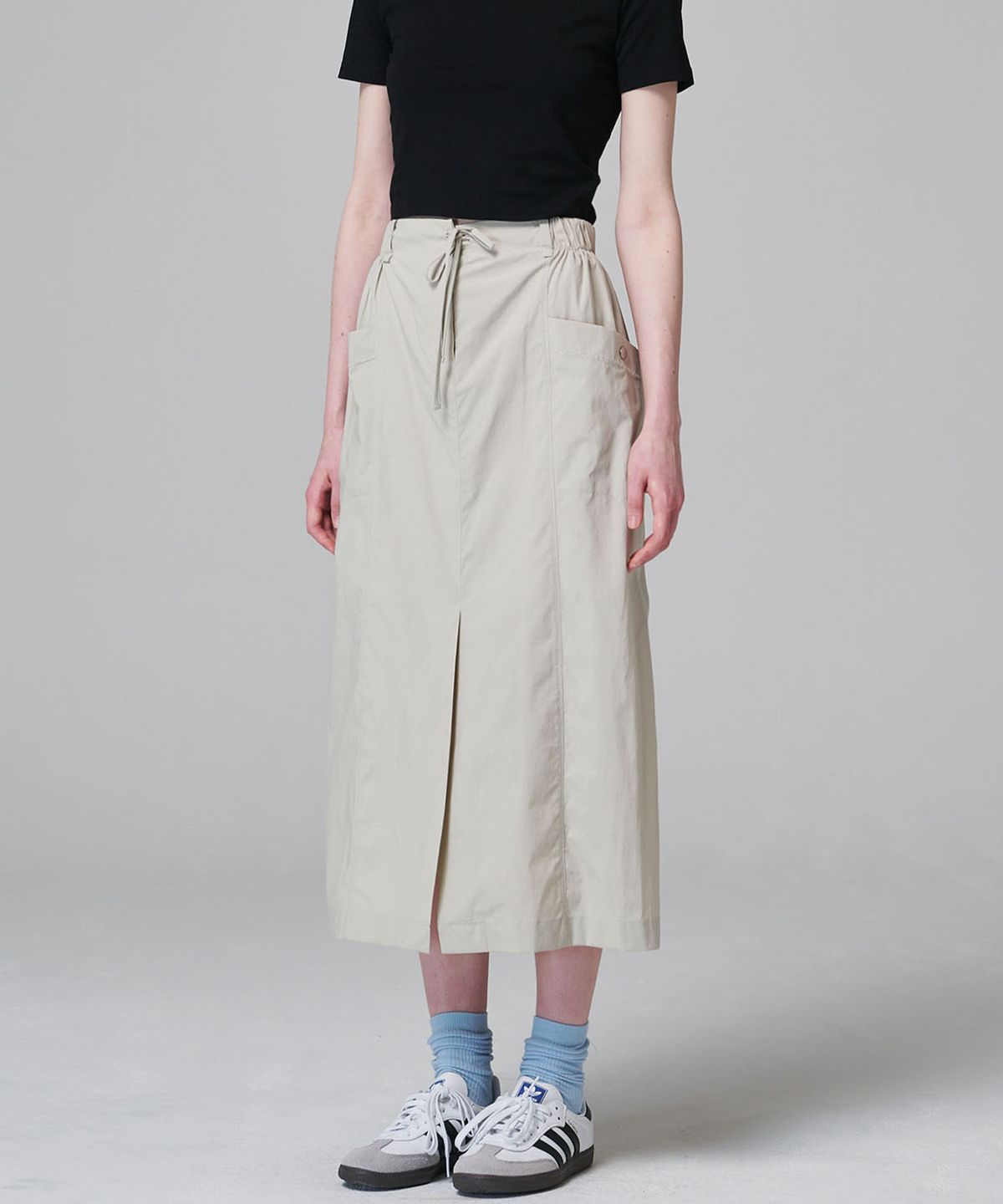 마롭(MALOUPE) 3105 나일론 스커트 (베이지)