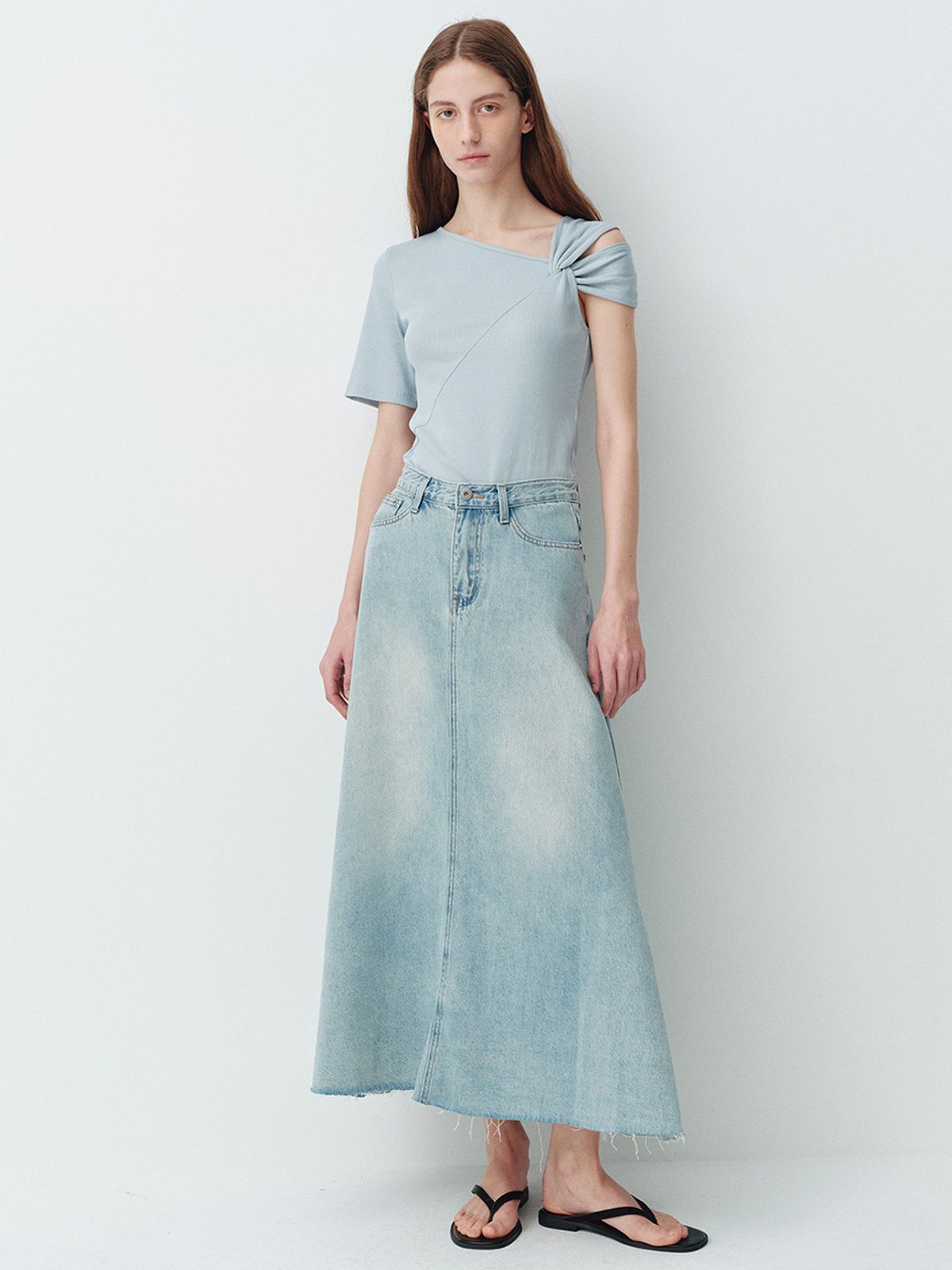 헌치(HUNCH) One Off Shoulder T-Shirts (2color)