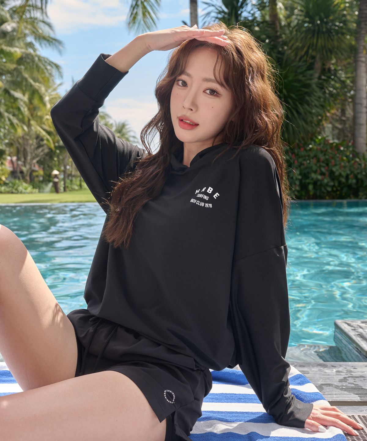헤링본(HERRINGBONE) 여성 루즈핏 후드 크롭 롱슬리브 래쉬가드 (3color) / RI389W