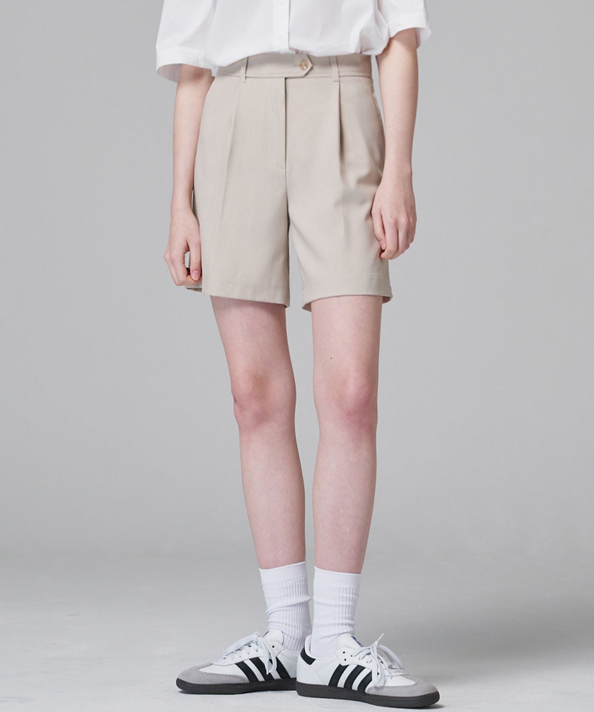 마롭(MALOUPE) 2205 썸머 원턱 하프팬츠 (베이지)