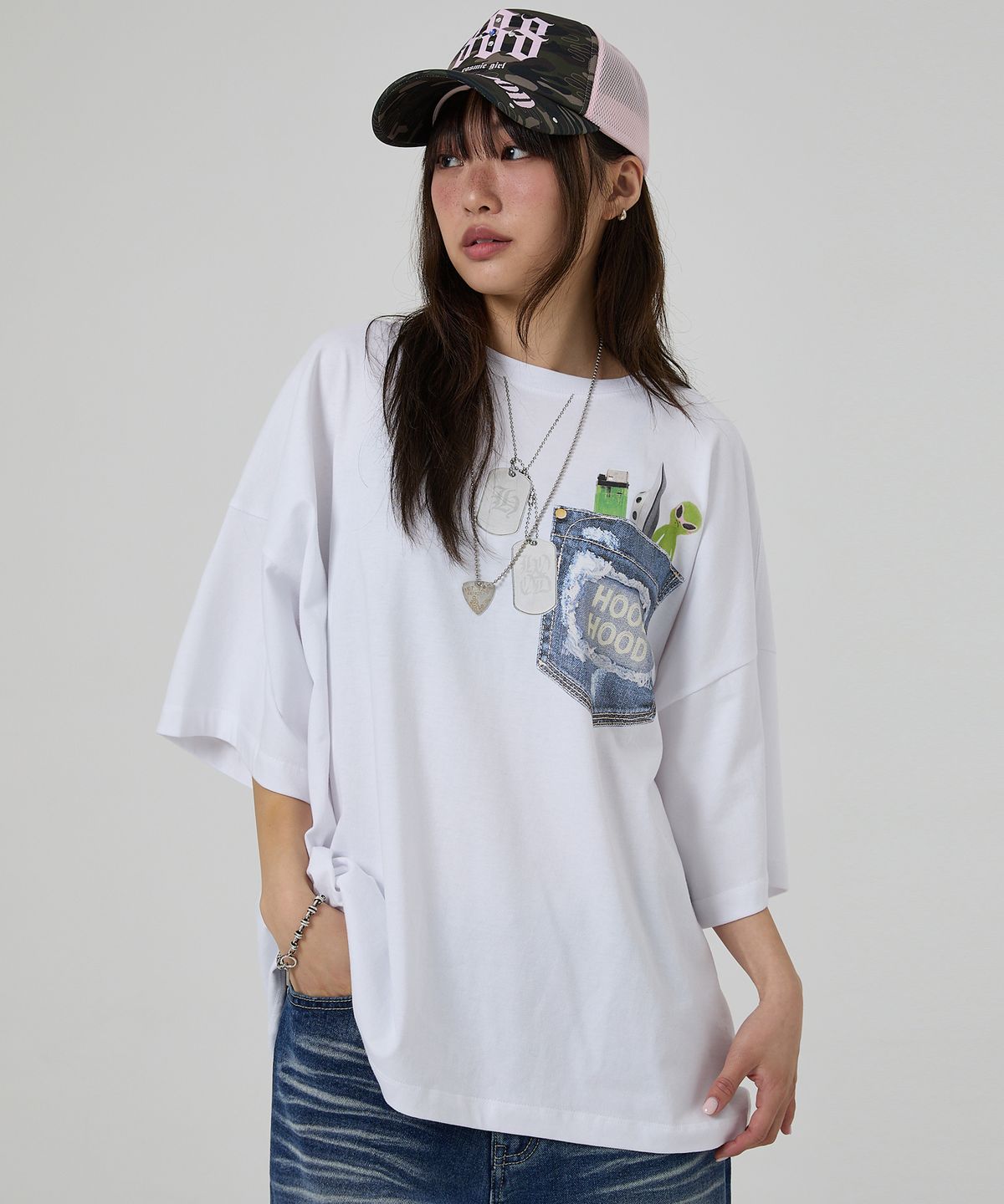후드후드(HOODHOOD) FAKE 그래픽 오버핏 반팔티셔츠 화이트