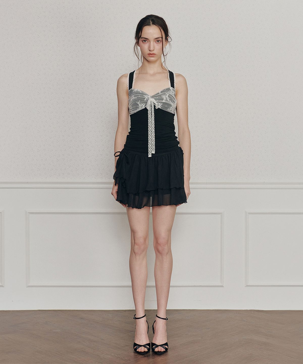 페인오어플레져(PAINORPLEASURE) MAGNOLIA FRILL SKIRT black