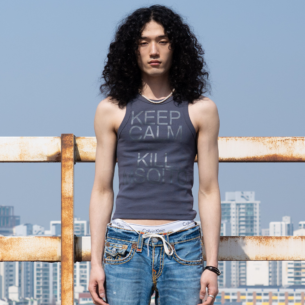 모스키토 머더러스(MOSQUITO MURDERERS) KEEP CALM AND KILL MSQITO SLEEVELESS -Charcoal