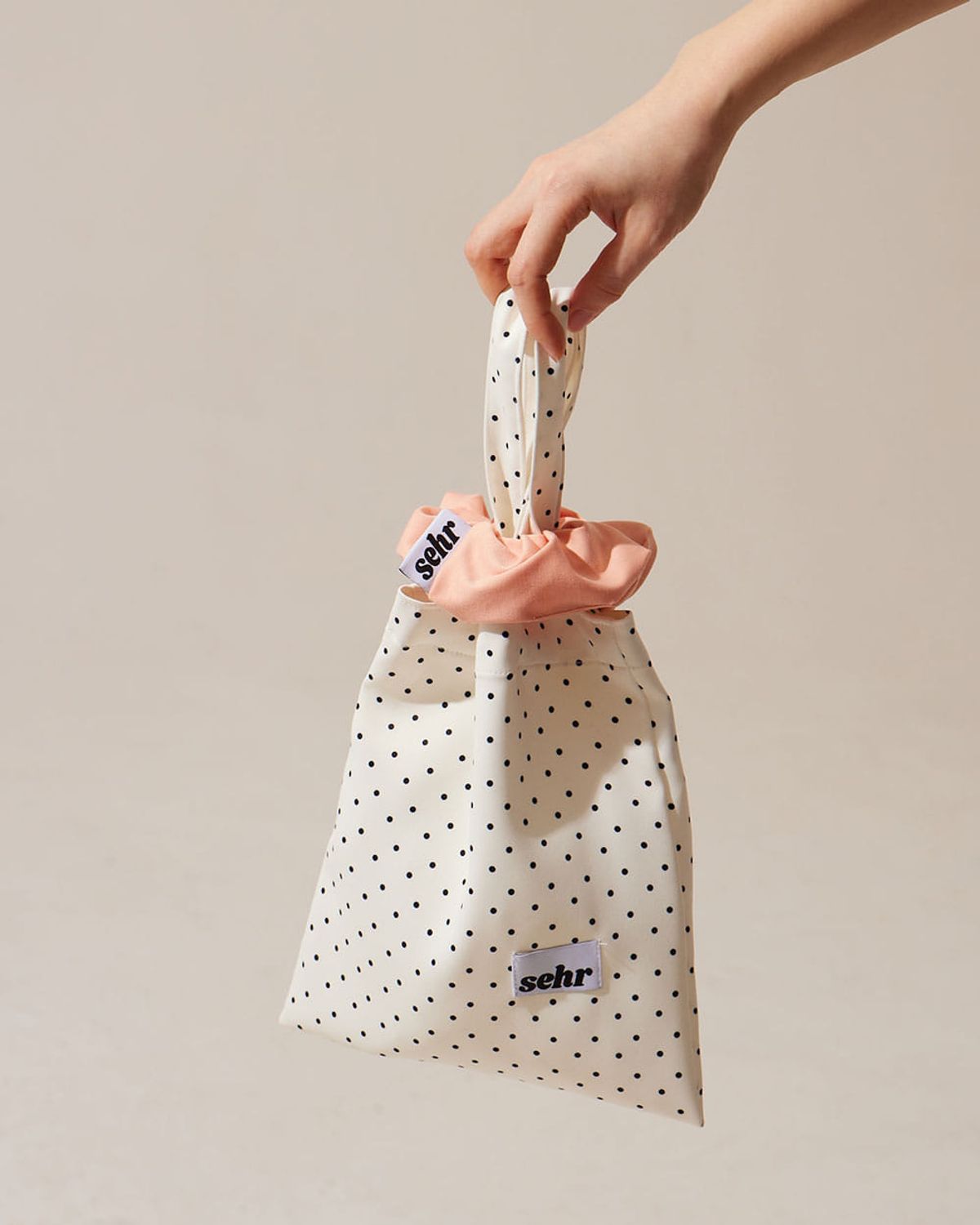 세르(SEHR) Dot-Dot Mini Bag (White)