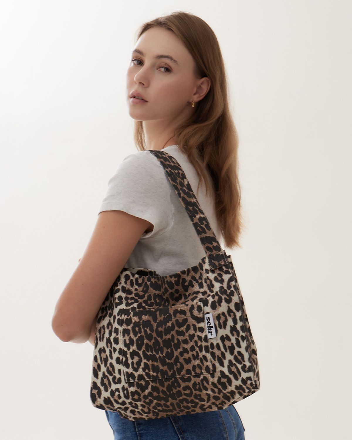 세르(SEHR) Leopard Twill Cotton Middle Bag (Brown)