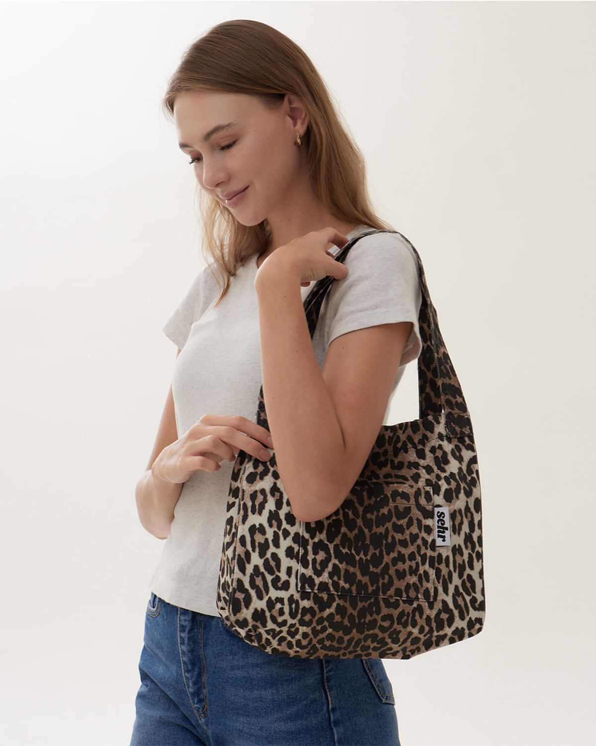 세르(SEHR) Leopard Twill Cotton Middle Bag (Brown)