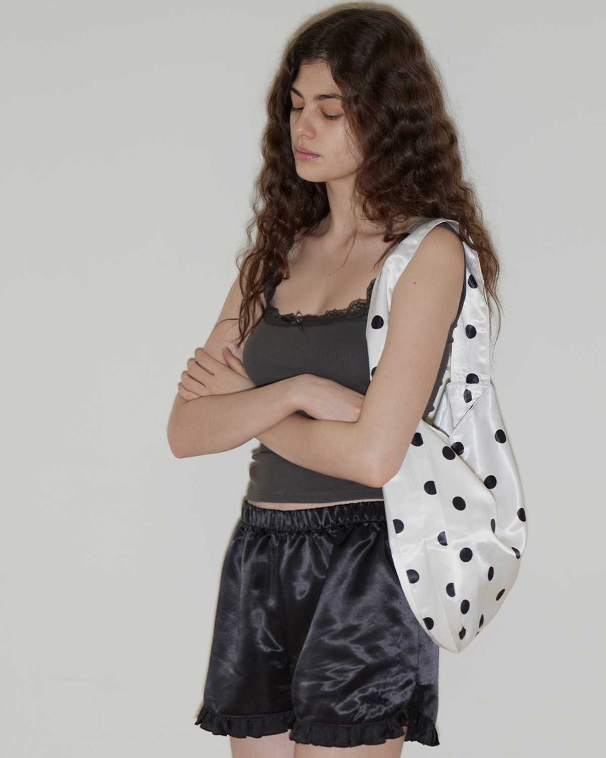 세르(SEHR) Satin Shoulder Bag (Dot)