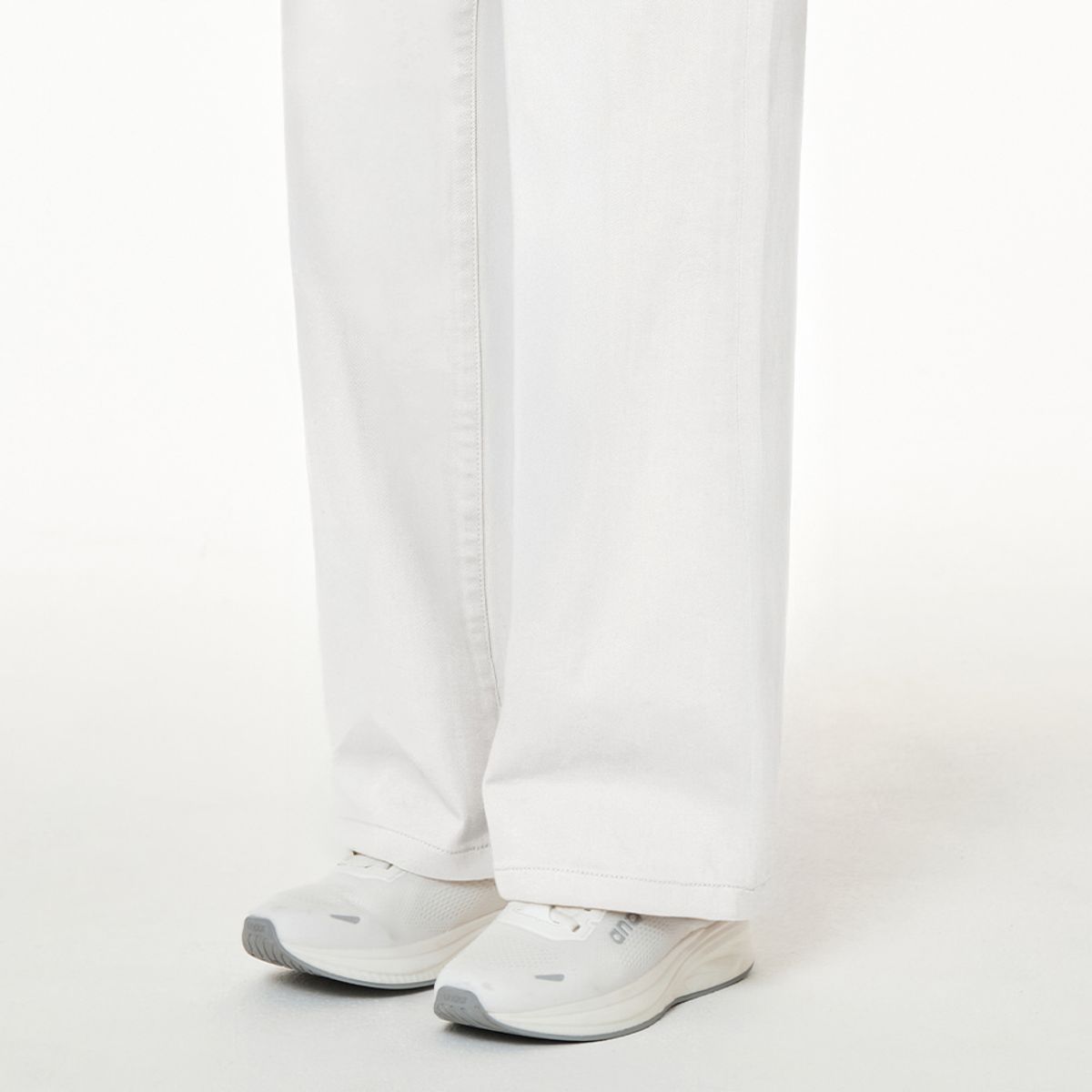 안다르(ANDAR) 에어데님 와이드 팬츠