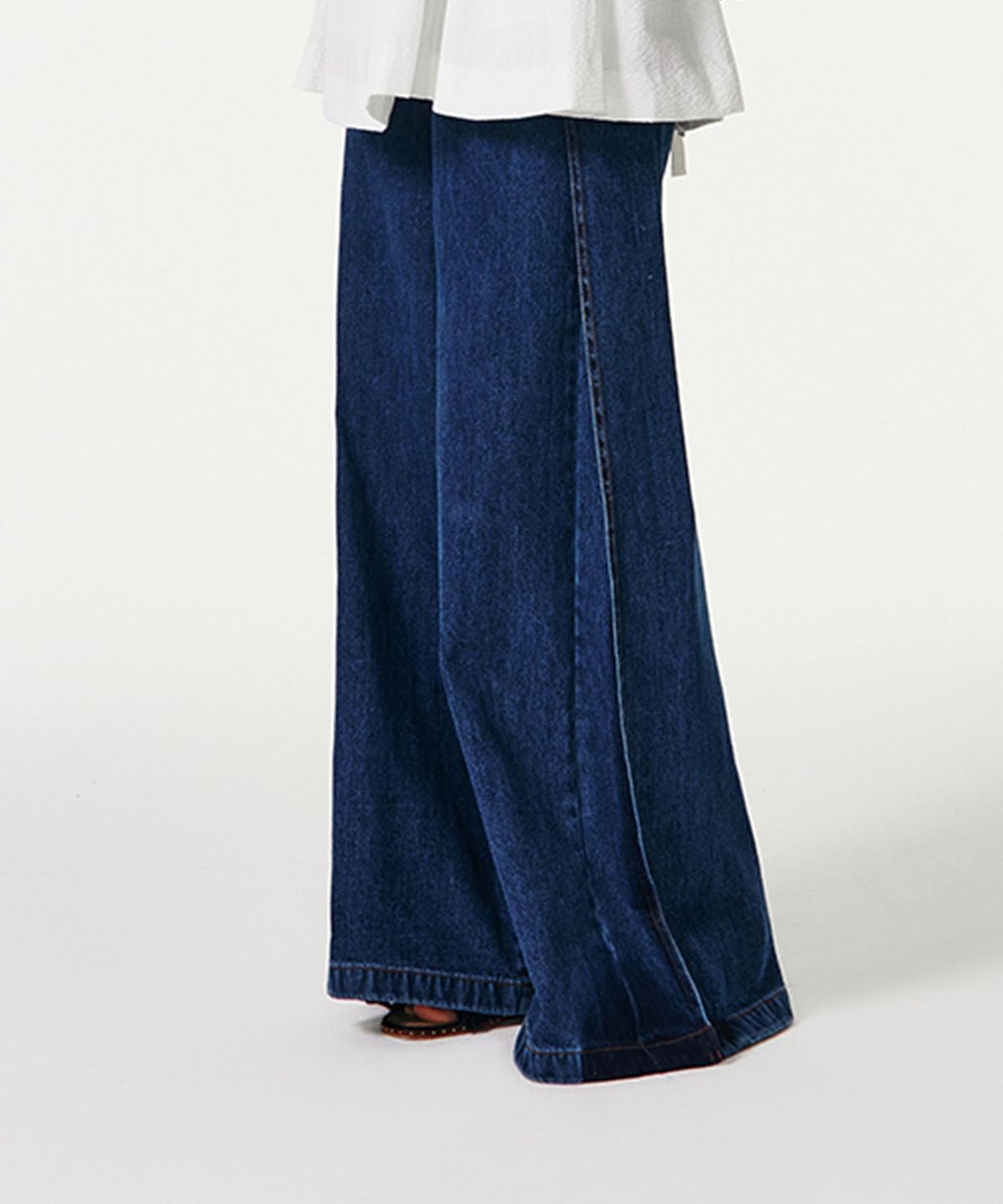 커렌트(CURRENT) PLEATED WIDE DENIM PANTS [BLUE]