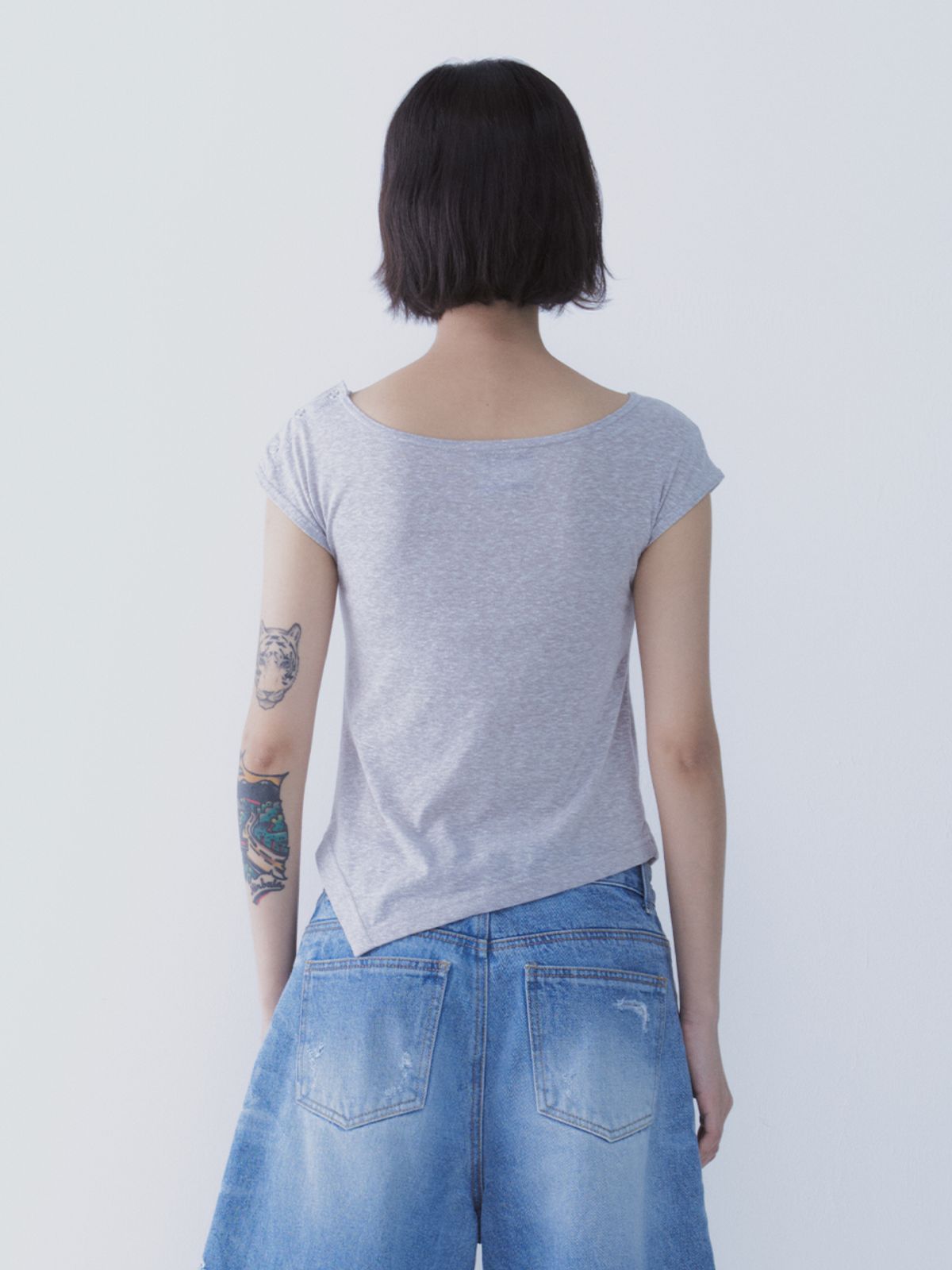 쎄쎄쎄(SETSETSET) UNBALANCE SNAP T-SHIRT GREY