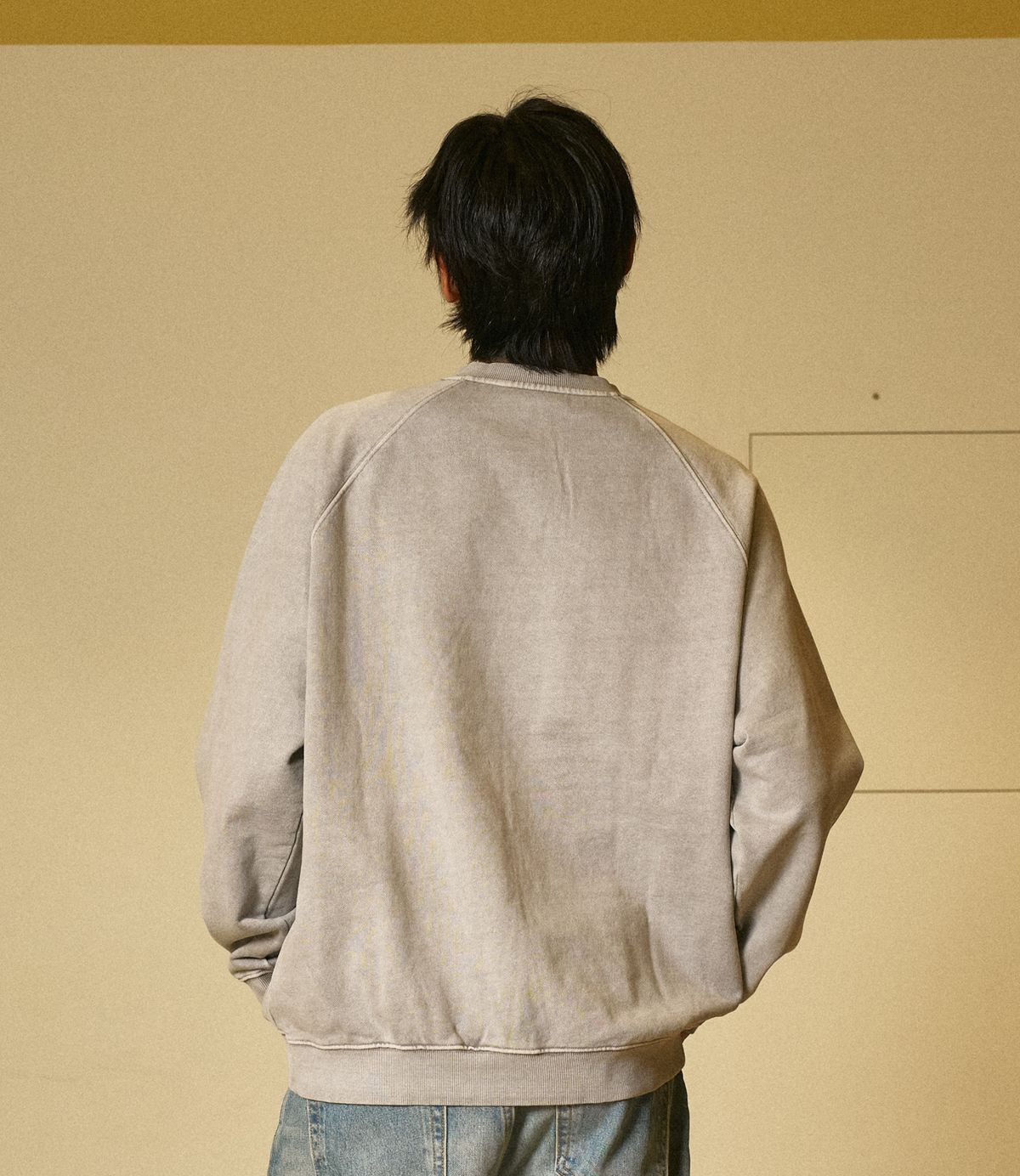 아모우(AMOU) Amou someday Henley neck gray