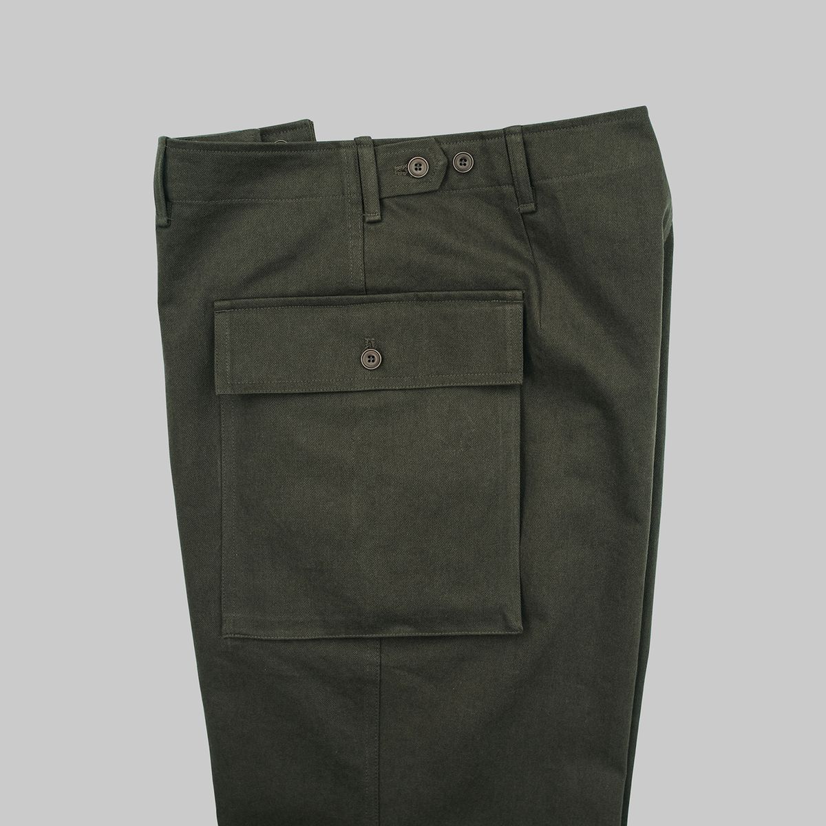 뗄라(TELA) Olive Vintage Cotton M43 Pants