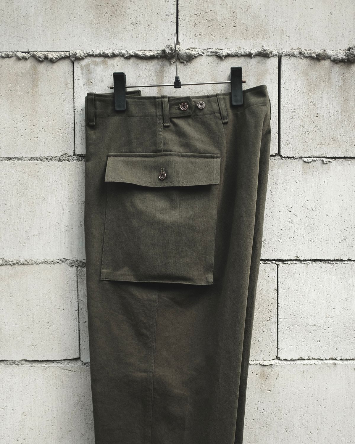 뗄라(TELA) Olive Vintage Cotton M43 Pants