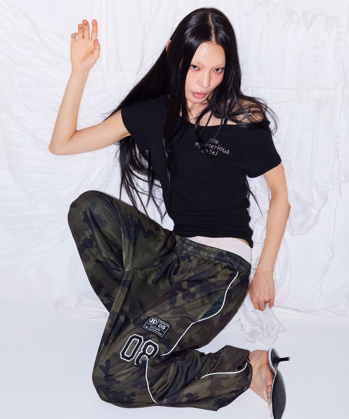 미스테리어스호텔(THE MYSTERIOUS HOTEL) PATCH MESH PANTS [CAMO]
