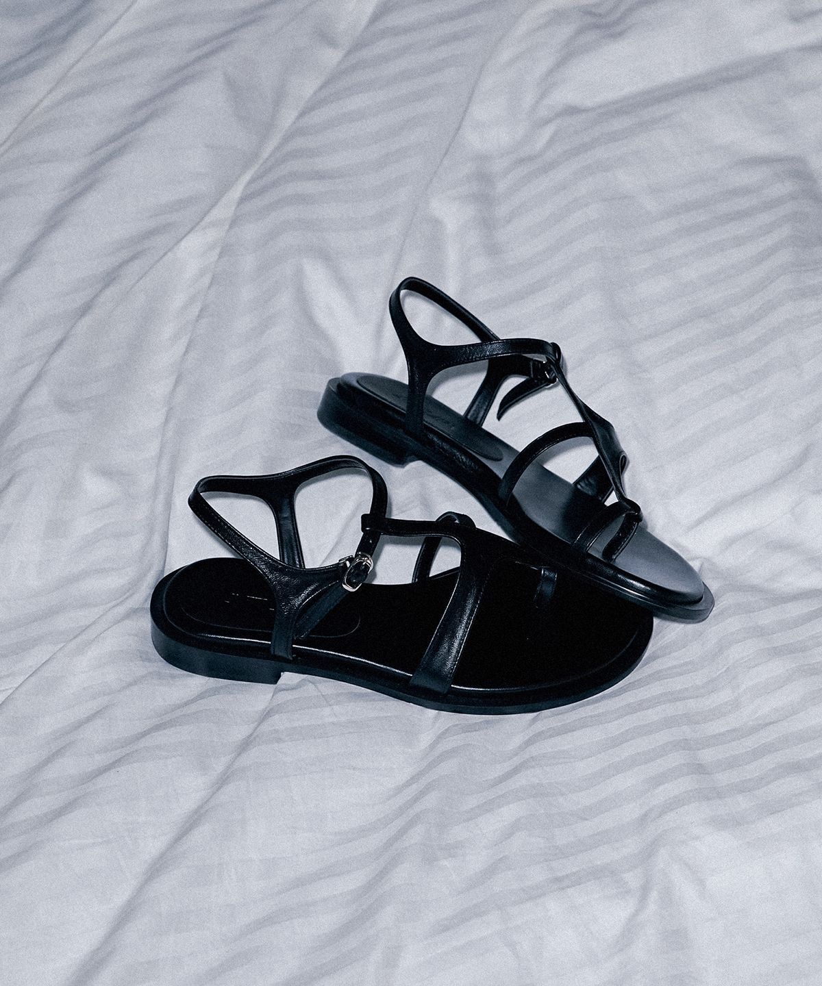 앤티어리(ANTIARY) Leaf sandal 4color