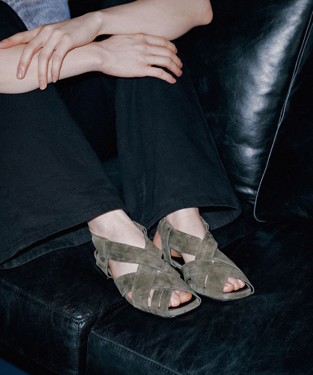 앤티어리(ANTIARY) Hue sandal 2color