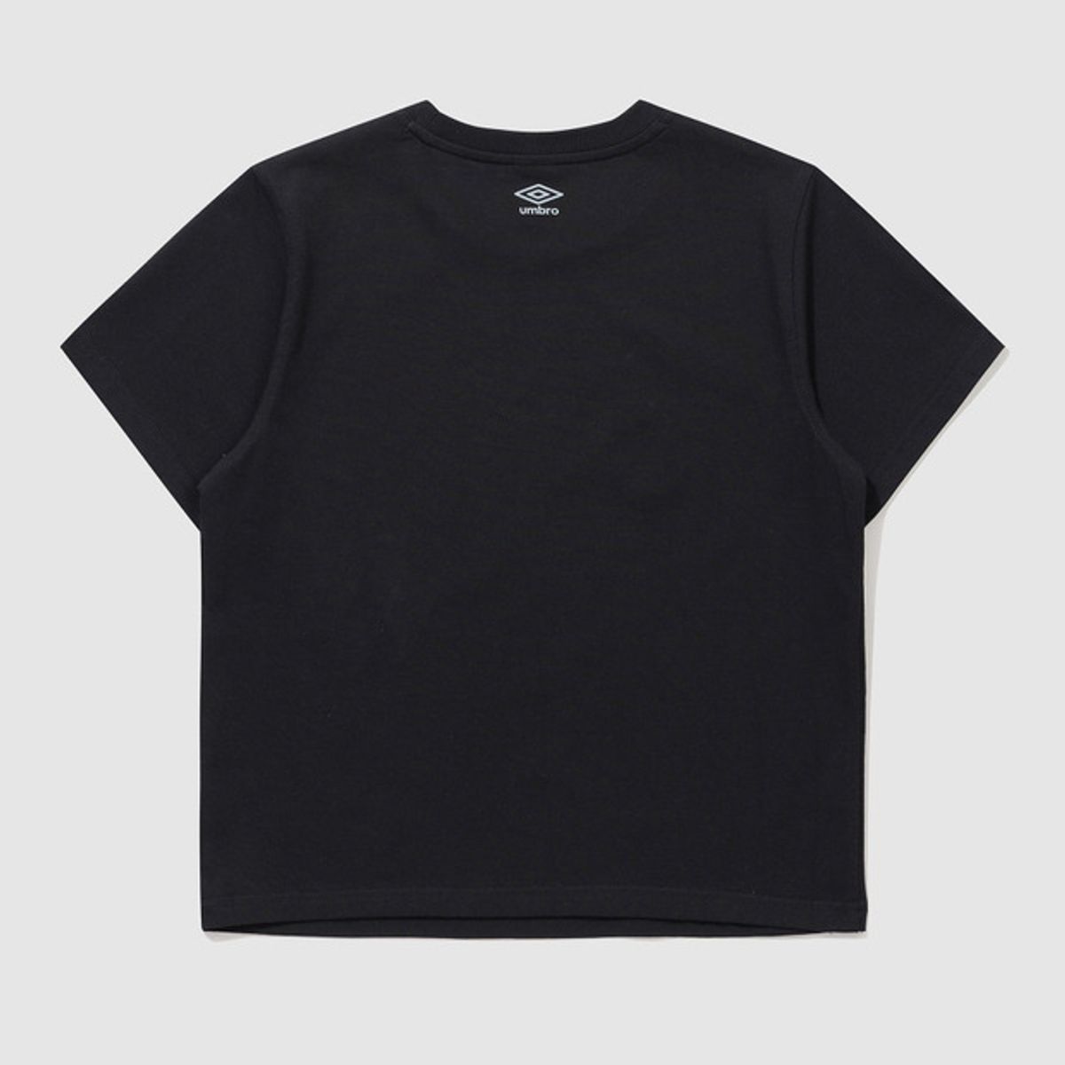 엄브로(UMBRO) 우먼스 슬림핏 반팔티 블랙(UQ222CRS51)