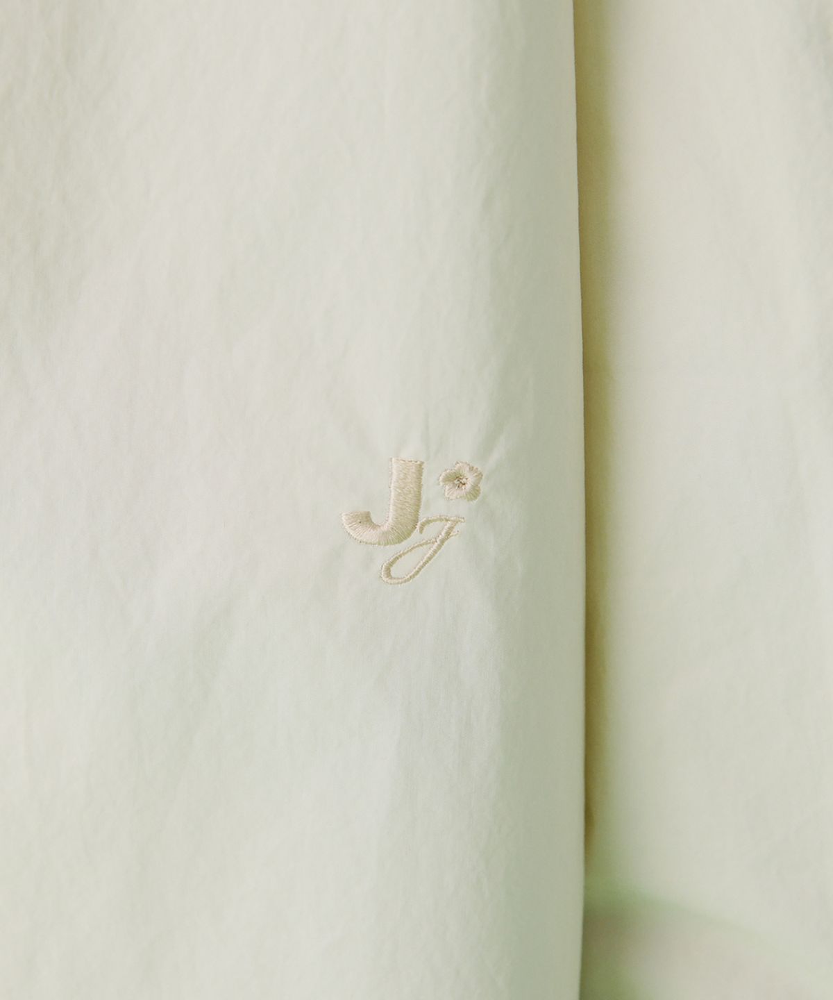 준준스페이스(JUNEJUNE SPACE) VOL12. Symbol Embroidery Solid Shirts_4Color(VOL12. 심볼 자수 솔리드 셔츠_4Color)