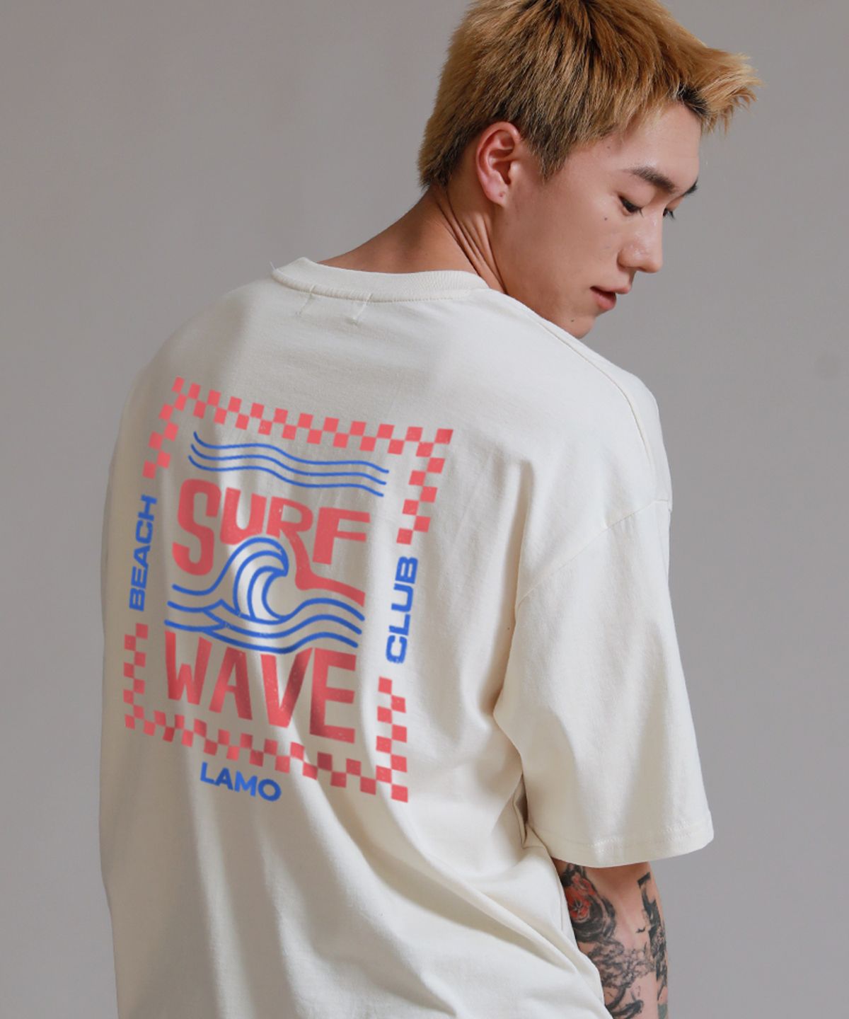 라이크더모스트(LIKE THE MOST) 서핑 라모 오버핏 반팔 티셔츠_크림