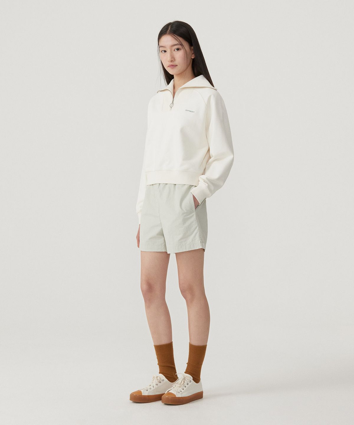 커버낫 우먼(COVERNAT WOMAN) 우먼 경량 나일론 쇼츠 Light Green