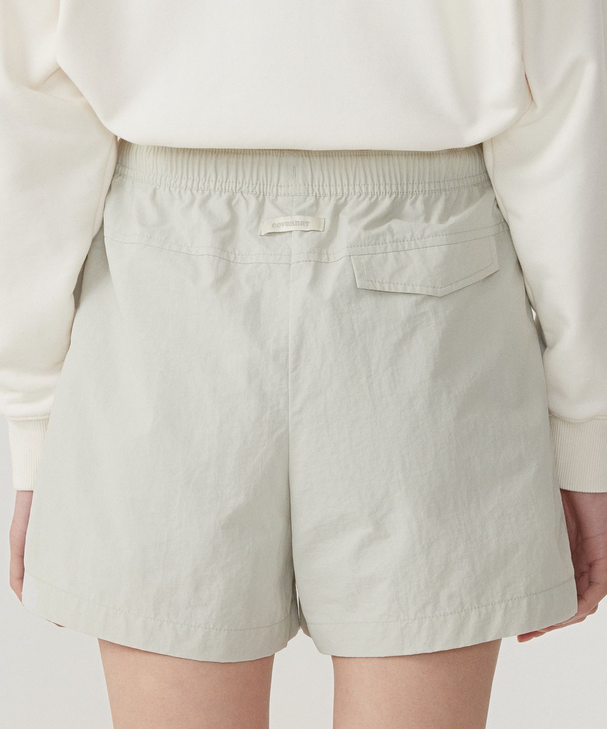 커버낫 우먼(COVERNAT WOMAN) 우먼 경량 나일론 쇼츠 Light Green