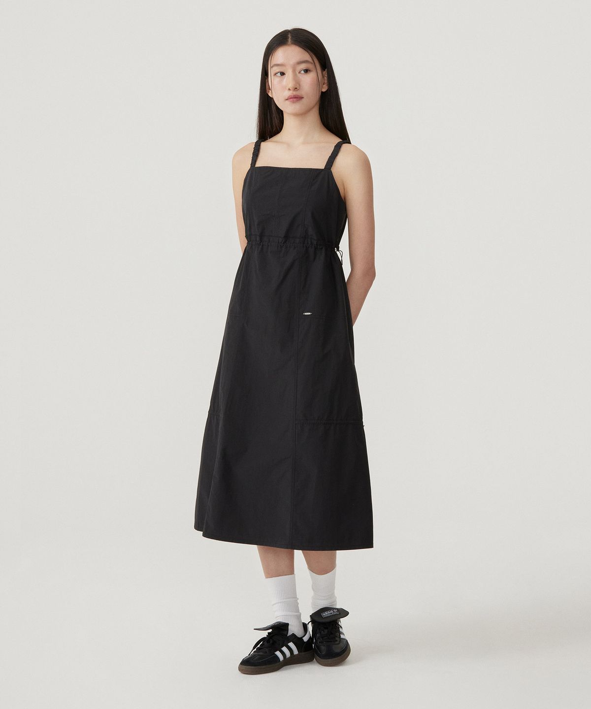 커버낫 우먼(COVERNAT WOMAN) 우먼 레이어드 슬리브리스 원피스 Black